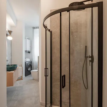 Apartman Bazzi, 49 - Bocconi *