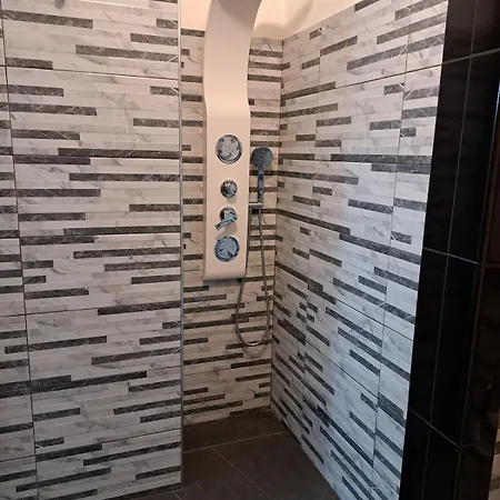 01 Monolocale Ristrutturato A Nuovo Apartmán