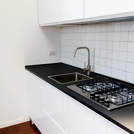 아파트 Cozy Attic Recently Renovated *