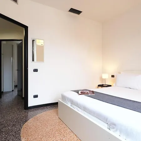 Contempora - Interior 900 - 4th Floor - Duomo - Missori Milano