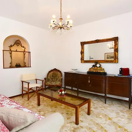 Apartment San Siro-gambara, Trilocale Duomo 20min *