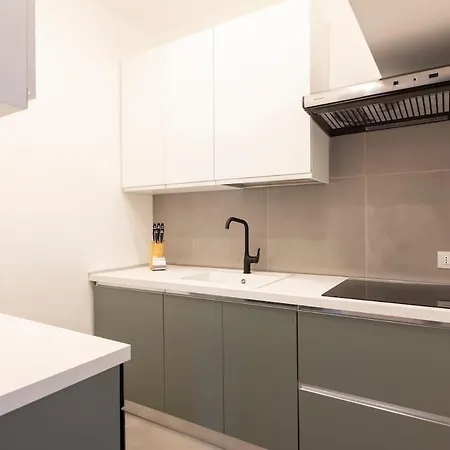 Apartament 15th-century Apt, City-mxp Train *