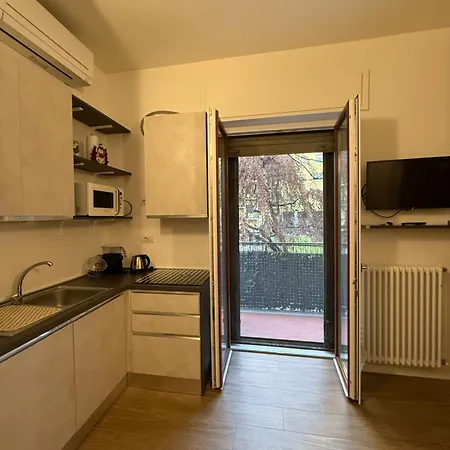 Lucky Flat, Un Momento Di Relax. Mailand