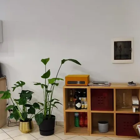 Loreto - Vicino Metro M1 Ed M2 *