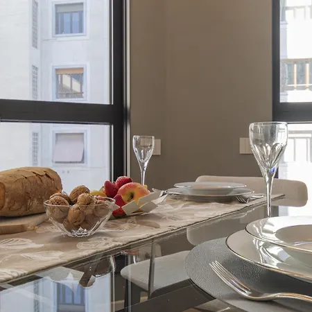 San Babila Tower With Panoramic Terrace Overlooking Duomo By Rentopolis