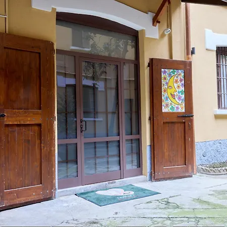 White Moon-emme Loft Mediolan