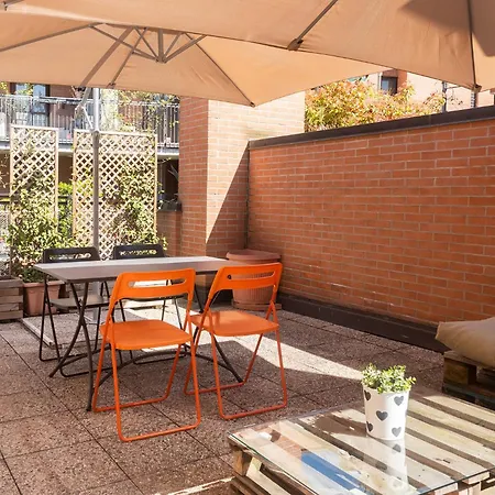 Daire Cozy With A Large Terrace Porta Romana