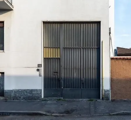 Smile In * ميلان