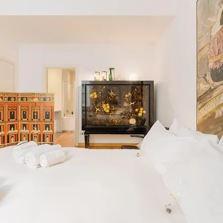 Apartament Youhosty - Brera 17 Mediolan