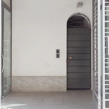 Daire Gohost - Stylish And Charming Flat Between Navigli And Duomo Milano