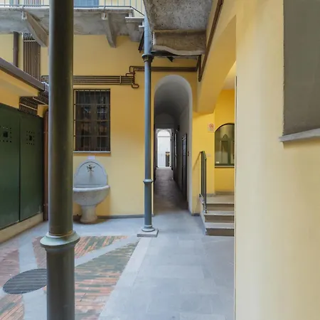 Gohost - Stylish And Charming Flat Between Navigli And Duomo Milano