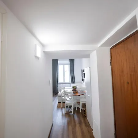 Splendido Bilocale In Zona Chinatown *