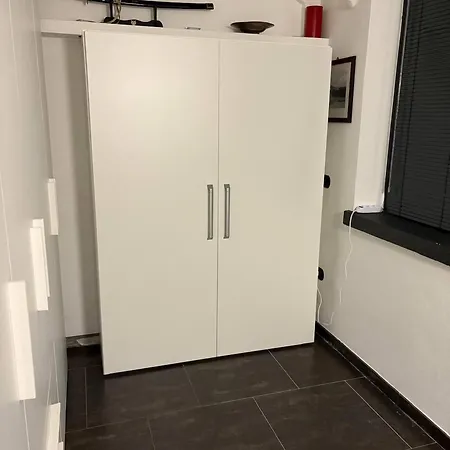 Charming With 2-way Air Con Bbq Милан