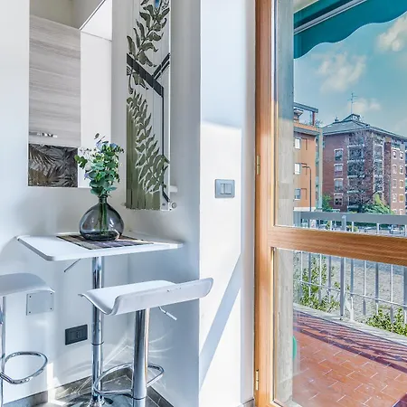 Hostmate - Milano - Via Dei Transiti - Nolo *