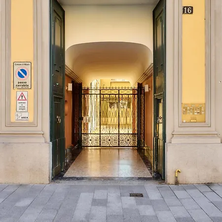 Apartment Beautiful In Tricolore *
