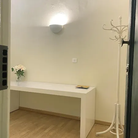 Appartement Splendido Quadrilocale Liberty In Porta Venezia