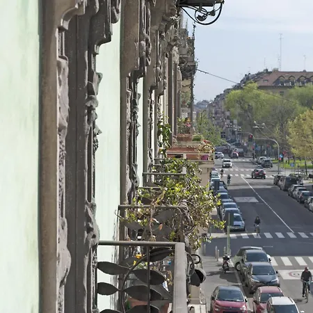 Splendido Quadrilocale Liberty In Porta Venezia Appartement Milan