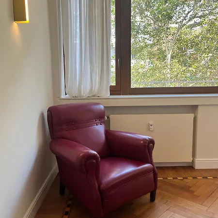 Morozzo1939 - An Authentic Milanese Home, Near Duomo Apartmán *