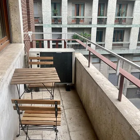 Appartement Morozzo1939 - An Authentic Milanese Home, Near Duomo Milan