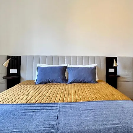 Morozzo1939 - An Authentic Milanese Home, Near Duomo Appartement *