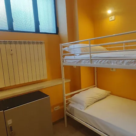 Cinhouse Albergue