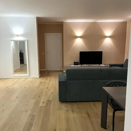 Fifty Eight Repubblica Three Bedrooms * Milan
