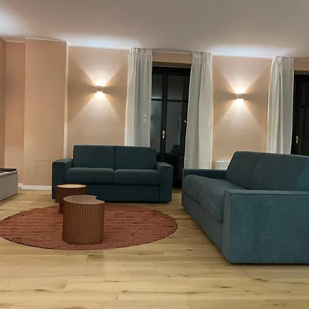 Fifty Eight Repubblica Three Bedrooms Apartment