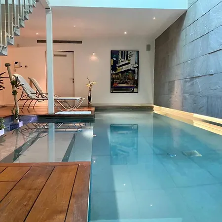 Milano's Exclusive Loft, Pool & דירה *