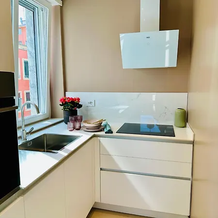 Milan, Entire Apartment *