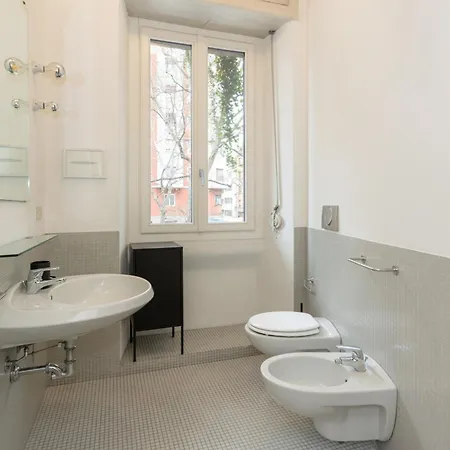 Διαμέρισμα One Bedroom Of Comfort And Style In The Heart Of Μιλάνο