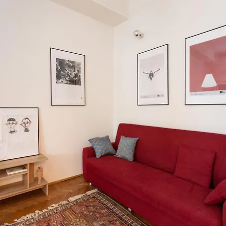 Διαμέρισμα One Bedroom Of Comfort And Style In The Heart Of *