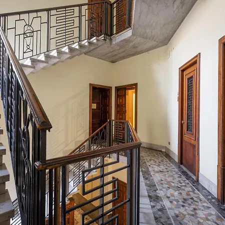 Διαμέρισμα One Bedroom Of Comfort And Style In The Heart Of *
