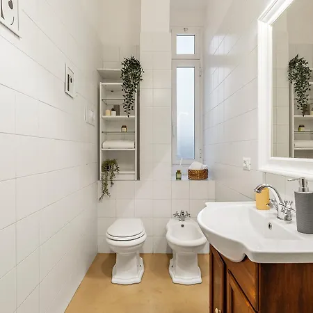 Milan's Navigli Nest *