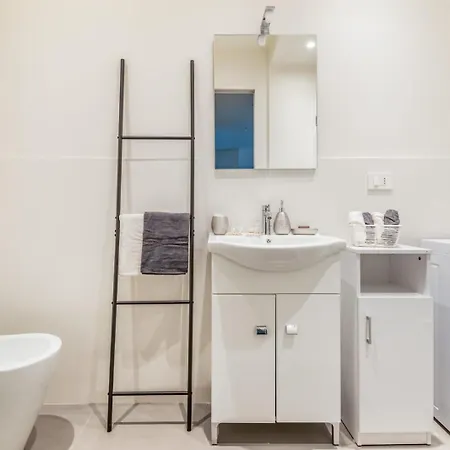 15 Minuti Dal Duomo - Metro A 2 Passi