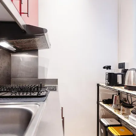 Appartement Bacio Di Velluto Vicino Metro Milaan
