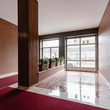 Bacio Di Velluto Vicino Metro Milaan