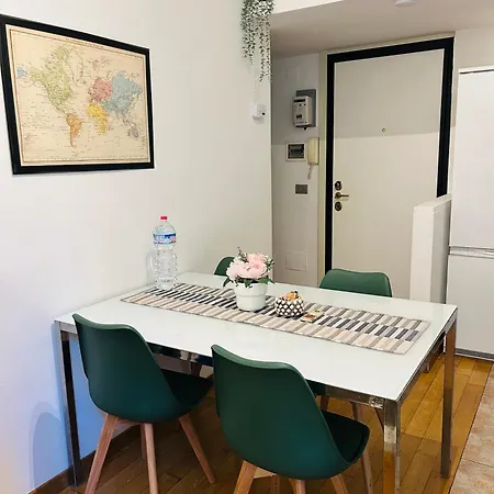 Chiara 34 - M4 Metro Blu Milano