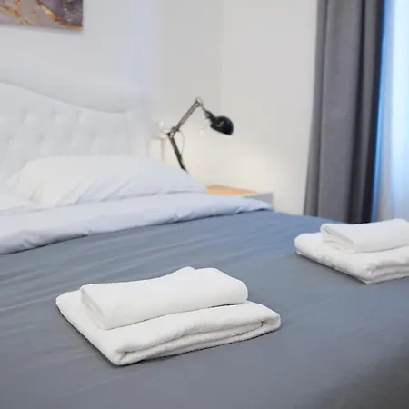 Design & Comfort A Metro A 2 Min Daire *