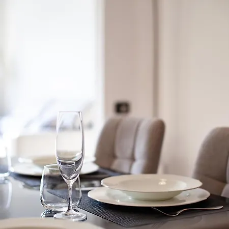 Iconic Luxury Penthouse In The Heart Of Lejlighed Milano