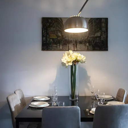 Lejlighed Iconic Luxury Penthouse In The Heart Of