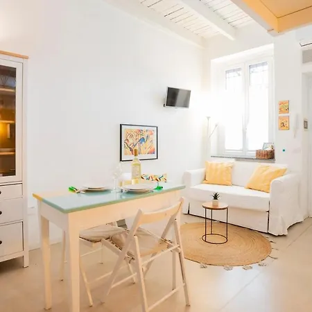 Apartment Isola 5 Minutes From Porta Garibaldi Station