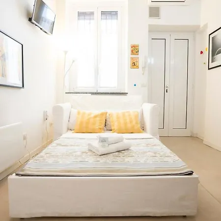 Isola 5 Minutes From Porta Garibaldi Station Milan