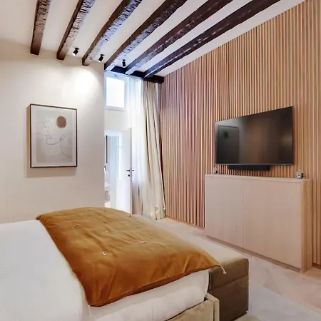 Duomo-station 20m Navigli Ac * Milán