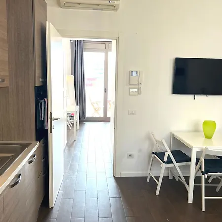 Milanoflats - Bilocale Donminzoni Apartman *