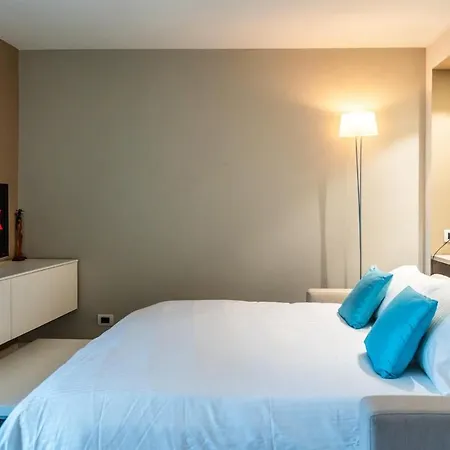 Navigli-duomo - Design Apartment, Netflix, Wi-fi Апартаменты *