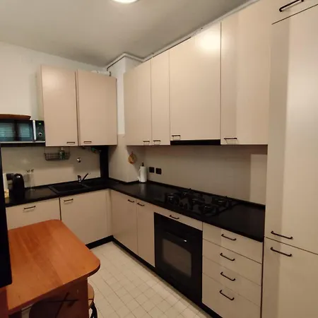 Appartement The Book Nook Milan