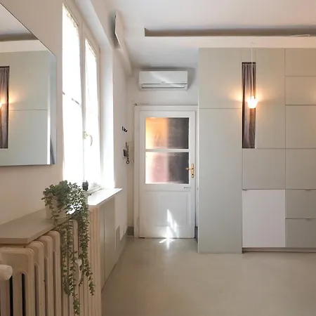 Lejlighed Primopiano Tadino A Milano