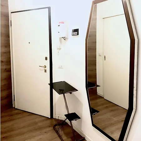 Lottosuite Amendola Fiera Sansiro No 1 Apartman *