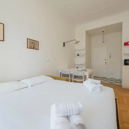 Homelovers Pretty Porta Venezia District Mm1