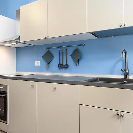 Апартаменты Stylish One - Bedroom Near Citta Studi - M4 Argonne Metro Stop *